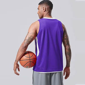 Maillot de basket-ball unisexe personnalisé, respirant, imprimé violet/blanc, coton/polyester, logo personnalisé, haute qualité - Product Image 5