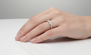 Anillo de Compromiso con Diamante Corte Marquesa para Mujer, Diamantes Naturales y Cultivados en Laboratorio - Product Image 6