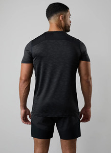 Camiseta ajustada de talla grande para hombre con logotipo personalizado OEM, camiseta transpirable de manga corta con estampado de sublimación, camiseta antiarrugas para correr y Fitness - Product Image 2