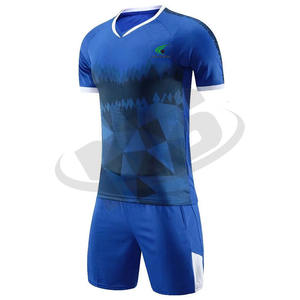Uniforme de fútbol de poliéster de fábrica OEM, ropa deportiva para hombre, camiseta de fútbol personalizada 2025, kit de entrenamiento de equipo cómodo - Product Image 5