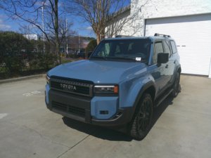 Toyota Land Cruiser 2026 Usado en Buen Estado, Turbo Intercooler Gasolina/Eléctrico - Product Image 3