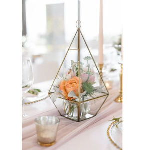 Balcón colgante decorativo moderno creativo artesanía de cristal terrario florero de cristal Marco de hierro con acabado dorado para Decoración de mesa - Product Image 2