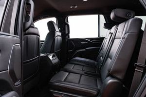 2022 CADILLAC ESCALADE LUXURY 4WD LISTO PARA ENVIAR - Product Image 4
