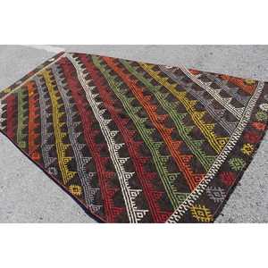 5x10.2 ft Vintage Rug, Kilim Rug, <b>Brown</b> Bordered Rug <b>Wool</b> - Product Image 4