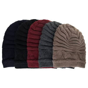 High Quality Jacquard Logo <b>Beanie</b> <b>Hat</b> Custom Black Streetwear <b>Slouch</b> Knit with Waterproof Printing Wholesale for Women - Product Image 1