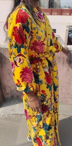 Bata Kimono Unisex de Terciopelo de Lujo, Elegante y Térmica, con Estampado Floral Indio, 100% Algodón, Cálida para Invierno, Regalo de San Valentín - Product Image 5