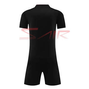Ensembles de vêtements de football à séchage rapide pour hommes uniformes de sport de football bon marché fabriqués au Pakistan uniformes d'équipe de fabrication - Product Image 3