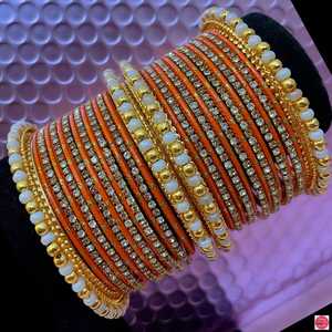Nouveaux ensembles de bracelets en verre pour filles, best-sellers, prix de gros, ensembles de churiyan en verre indien à prix avantageux, différentes couleurs et tailles - Product Image 3