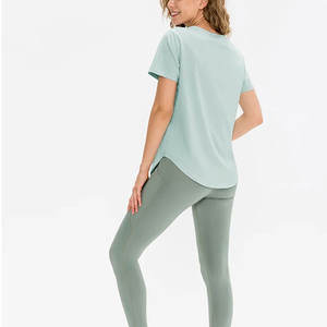 Camiseta de algodón de color sólido para mujer, camiseta de manga corta de color sólido con cuello personalizado, camiseta de talla grande para mujer - Product Image 2