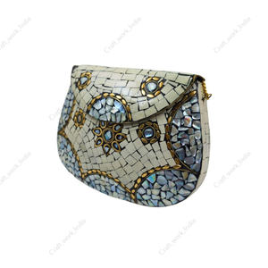 Bolso de Mano de Metal con Mosaico de Nácar Hecho a Mano para Mujer, Bolso de Fiesta, Boda, de Lujo, de Diseñador - Product Image 3