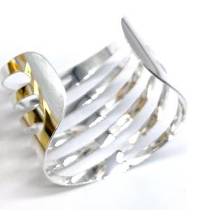 Vente chaude En Gros En Métal Creux Conception Or Argent Rond De Serviette Pour Le Mariage De Noël Hôtel Restaurant Maison Décoration De Table - Product Image 2