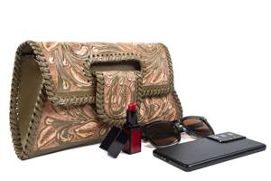Sac à main en cuir ciselé Margarita S pour femme, fabriqué à la main, de haute qualité, avec bandoulière, finitions de luxe, travail artisanal - Product Image 2
