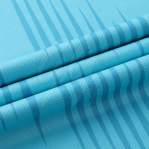 Uniforme de fútbol transpirable de tamaño personalizado para hombre, uniforme de fútbol sostenible al por mayor - Product Image 3