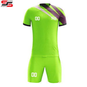 Sublimación personalizada más uniformes de fútbol de gran tamaño camisetas de fútbol equipos cosidos hombres conjuntos con logotipo bordado - Product Image 3