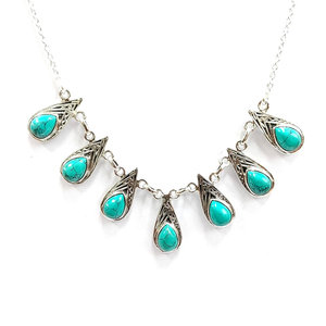 Collier en cristal turquoise de 16,30 grammes - Product Image 1