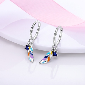 Local US Stock 925 Argent Logo Fine Hoop Boucles D'oreilles avec Bohème Coloré Plume Conception Tiktok Vente Chaude Fine Jewelry - Product Image 3