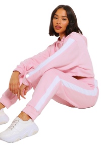 Conjunto de sudaderas con capucha recortadas y pantalones de chándal de gran tamaño, chándales de calle de 2 piezas personalizados de alta calidad para mujer - Product Image 4