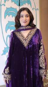 ชุดปาร์ตี้ดูดีไซน์เนอร์กับพื้นล่างด้วย dupatta - Product Image 3