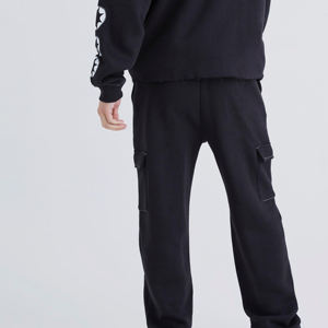 Survêtement pour homme anti-rides avec impression en relief, qualité supérieure, vêtements décontractés, dernières tendances, survêtement pour homme avec impression en relief avec logo/couleur personnalisés - Product Image 3