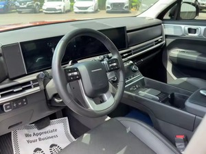 Hyundai Santa Fe XRT AWD automatique 7 vitesses 2024, cuir de luxe, conduite à gauche, jantes R18, toit ouvrant panoramique, titre propre, 50 000 à 75 000 km - Product Image 4