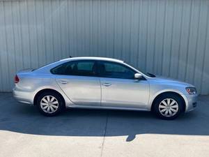 Voiture d'occasion Volkswagen Passat S P Z E V 2013 à bas prix à vendre - Product Image 5