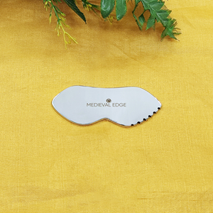 Outil de grattage Gua Sha en acier inoxydable de luxe pour le rajeunissement du visage, la désintoxication et la circulation sanguine améliorée Usine indienne d'origine - Product Image 2