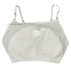 Ensemble de sport deux pièces pour femme : soutien-gorge de sport et short cycliste taille haute, tenue de fitness extensible - Product Image 1