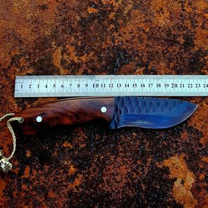 Meilleures ventes 2025, couteau de chasse et de camping personnalisé, fait main, en acier à haute teneur en carbone, lame fixe forgée, étui en bois et en cuir, OEM personnalisé - Product Image 5