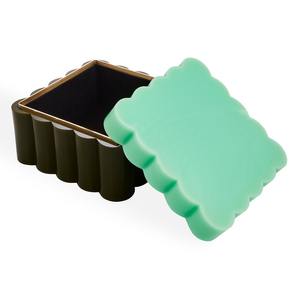 กล่องใส่เครื่องประดับเรซิ่นทันสมัย รูปทรงสี่เหลี่ยมผืนผ้า คุณภาพพรีเมียม สำหรับเทศกาลคริสต์มาส ผลิตในอินเดีย สำหรับลูกค้าขายส่ง - Product Image 2