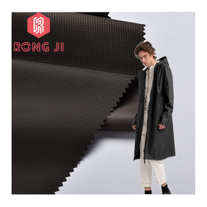 <span class=keywords><strong>Tissu</strong></span> imperméable en PVC teint en fil 100% polyester, épaisseur 0,18 mm, fonction personnalisée, <span class=keywords><strong>pour</strong></span> imperméable - Product Image 1