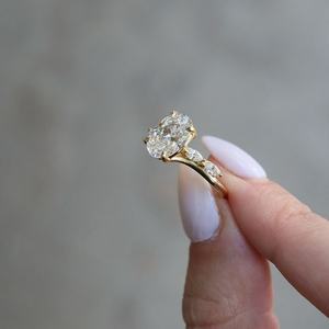 Anillo de compromiso de moissanita de corte ovalado de 2,50 CT, juego de anillos nupciales de moissanita de oro de 14 quilates para su conjunto de boda, anillos, conjunto nupcial ovalado, banda - Product Image 4