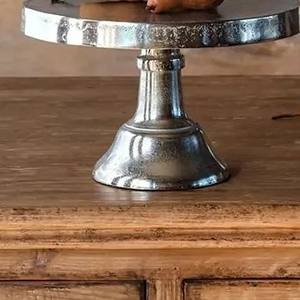 Elegante Soporte para Pastel de Metal Plateado con Acabado Espejo, Pedestal para Postres, Exhibidor Moderno y Lujoso para Cupcakes, para Decoración de Mesa en Bodas y Fiestas - Product Image 4