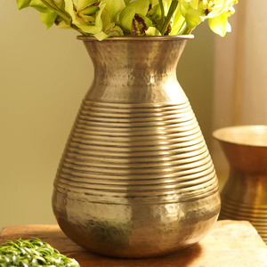 Wedding Supplies European Wedding Metal Road Lead Shining Gold <b>Vase</b> <b>Stand</b> Decorative <b>Vase</b> Pieces for Centerpieces - Product Image 1