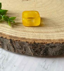 Resin Acrylic Rings Round Shape Handcrafted Love Ring Women Party Jewelry Wholesale Supply for Best Price - Product Image 4