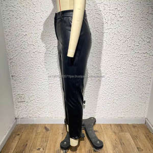 กางเกงขายาวทรงบานปลายขาหนังเทียมสำหรับผู้ชาย สไตล์ฮิปฮอปแบบมอเตอร์ไซค์ เอวกลางลำลอง - Product Image 3