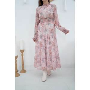 Robe trapèze rose à imprimé floral Champs-lyses en mousseline de soie, taille naturelle, vente en gros - Product Image 1