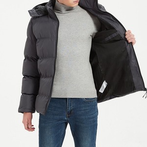 Blouson d'hiver matelassé personnalisé pour homme, coupe ajustée, coupe-vent décontracté en toile, avec emballage personnalisé et impression sur le devant - Product Image 2