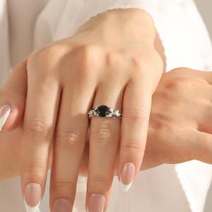 Bague de fiançailles Jeulia Vintage Midnight Black Butterfly Diamond en argent sterling - Product Image 6