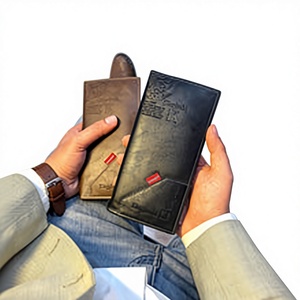 กระเป๋าสตางค์หนังสังเคราะห์สำหรับผู้ชาย ดีไซน์พรีเมียม ทนทาน บางเฉียบ พับได้ ใส่บัตรได้ จัดระเบียบเงินสดอย่างมีสไตล์ ทันสมัย - Product Image 3