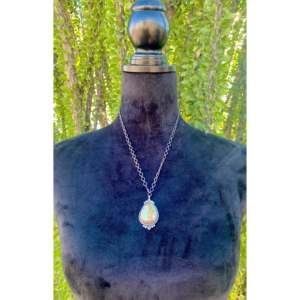 Pendentif Sheila Becenti Royston vintage en argent sterling turquoise, forme goutte d'eau, serti clos avec diamant et perle, pour chaînes de fiançailles - Product Image 2