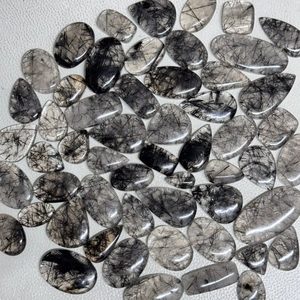 อัญมณีควอตซ์เจียระไนแบบ100% สีดำธรรมชาติเกรด AAA อัญมณีบำบัดสีเขียวหลวม - Product Image 1