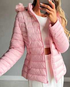 Veste matelassée rose personnalisée pour sororité grecque, manteau chaud d'hiver avec capuche et bordure en fourrure pour les filles du collège et les tenues d'équipe - Product Image 6