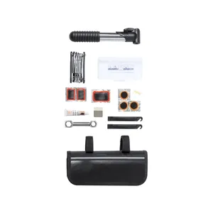 Kit d'outils pour vélo personnalisé Breton avec gadgets pour une maintenance facile du vélo - Product Image 4