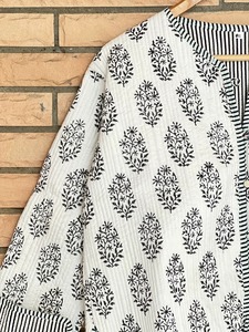 Chaqueta acolchada Bohemia Vintage hecha a mano, abrigo reversible de algodón Sari Kantha, Chaqueta corta blanca larga de invierno, bolsillo de punto Unisex - Product Image 4