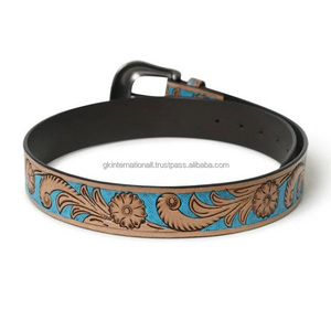 Cinturón de cuero occidental con grabado llamativo, diseño floral azul y marrón en relieve y hebilla ajustable elegante - Product Image 3