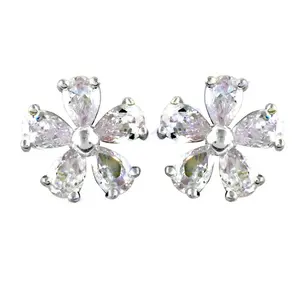 Boucles d'oreilles à fleurs en argent pour femmes avec bijoux en cristal de zircone cubique - Product Image 2