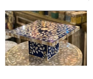 Soporte de pastel de madera artesanal de calidad con incrustaciones de resina para pasteles de cumpleaños y bodas fabricado en India - Product Image 6