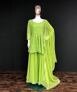 Robe Abaya Musulmane Durable et Éclatante en Chiffon et Polyester, Rayonnez de Confiance dans Notre Dernier Design - Product Image 4