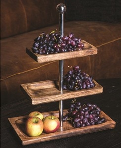 Présentoir à gâteau en bois rustique marron fait à la main décor de ferme présentoir de nourriture et de fête - Product Image 2
