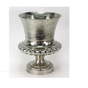 Vases en métal de style élégant pour la décoration de la maison, vase en métal standard pour le salon, décoration de la maison, vase en métal - Product Image 3